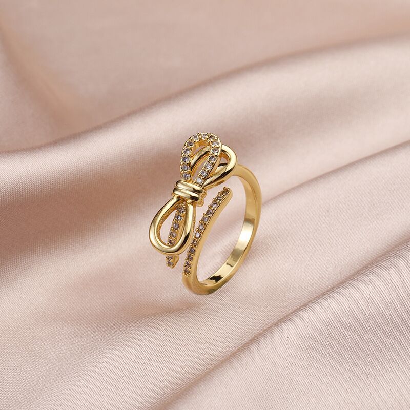 La Étoile Ribbon Ring
