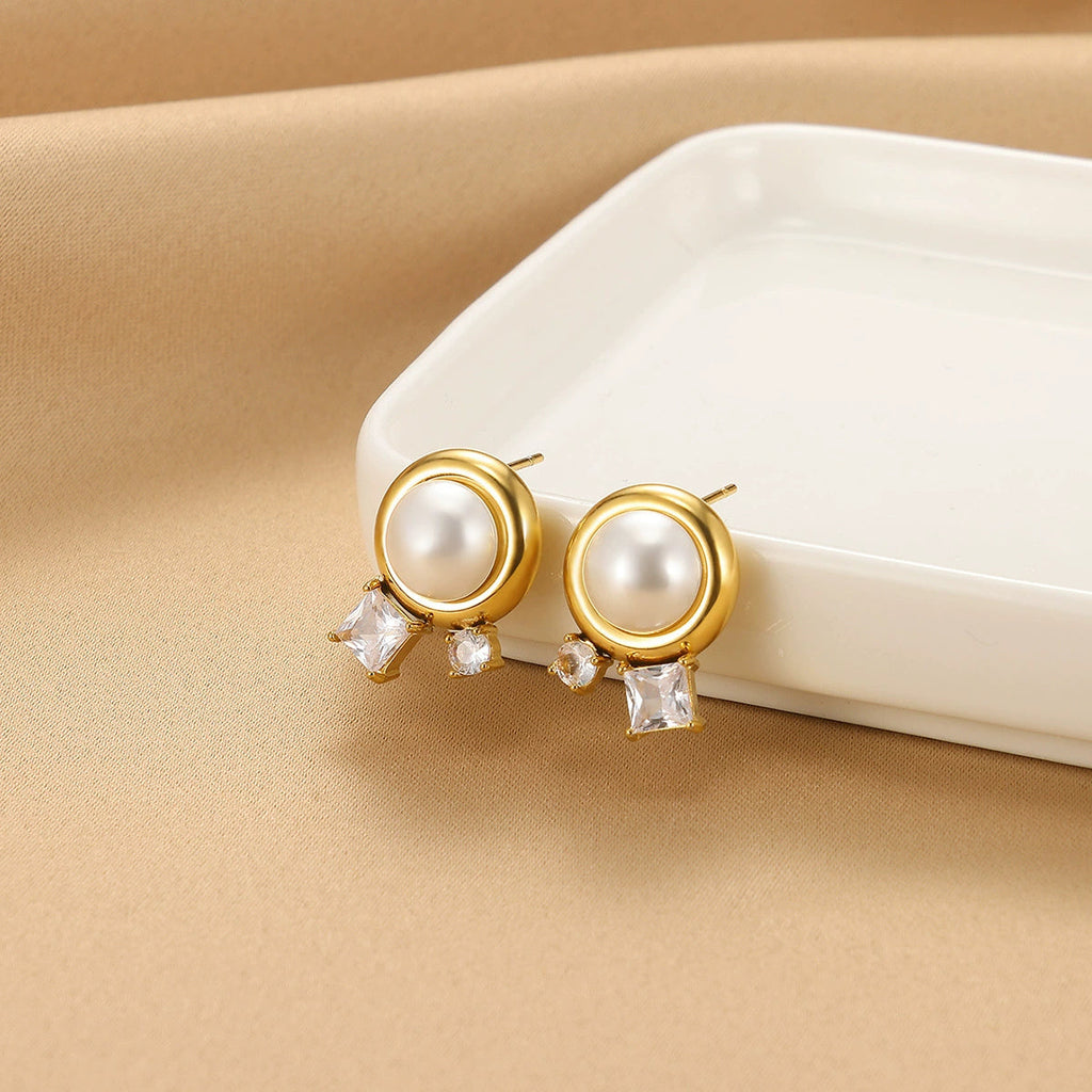 Wholesale French Retro Geometric Imitation Pearl and Stainless Steel Earrings for Women with Electroplating