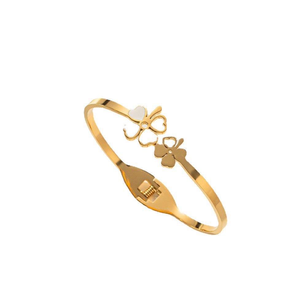 L’Étoile Luxe Gold Bangle