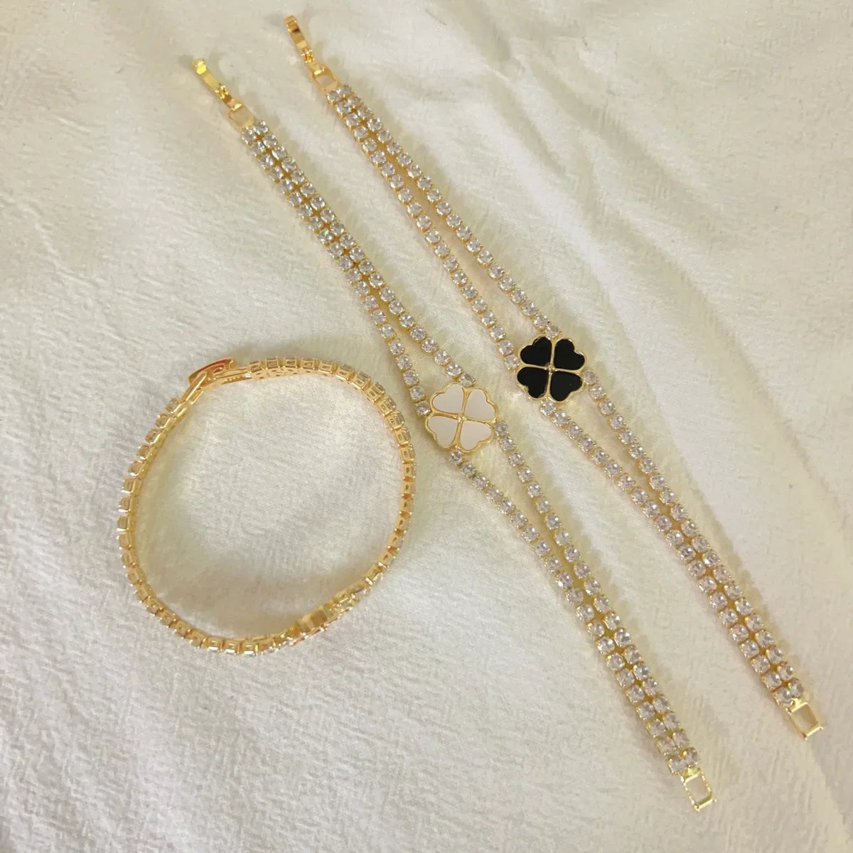 Elegant Four Leaf Clover Bracelets