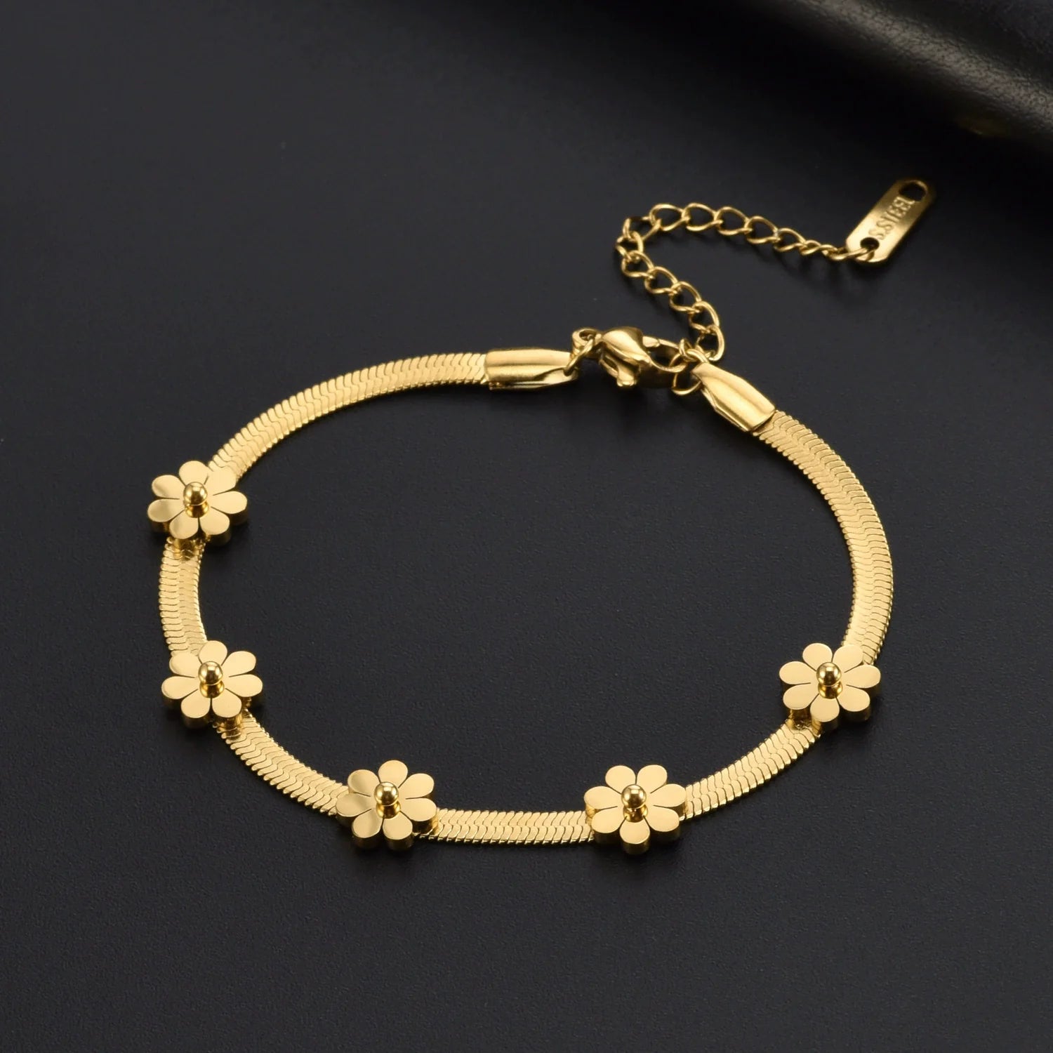 Jewelry Titanium Steel Chrysanthemum Love Water Drops Bell Pattern Necklace Earrings Bracelet Set for Women