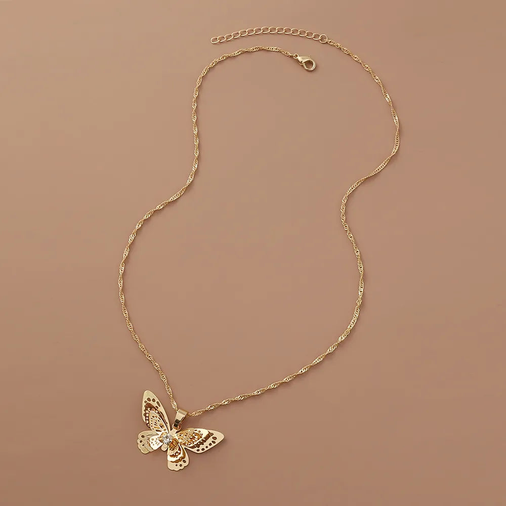 Retro Butterfly Alloy Plating Pendant Necklace 1 Piece