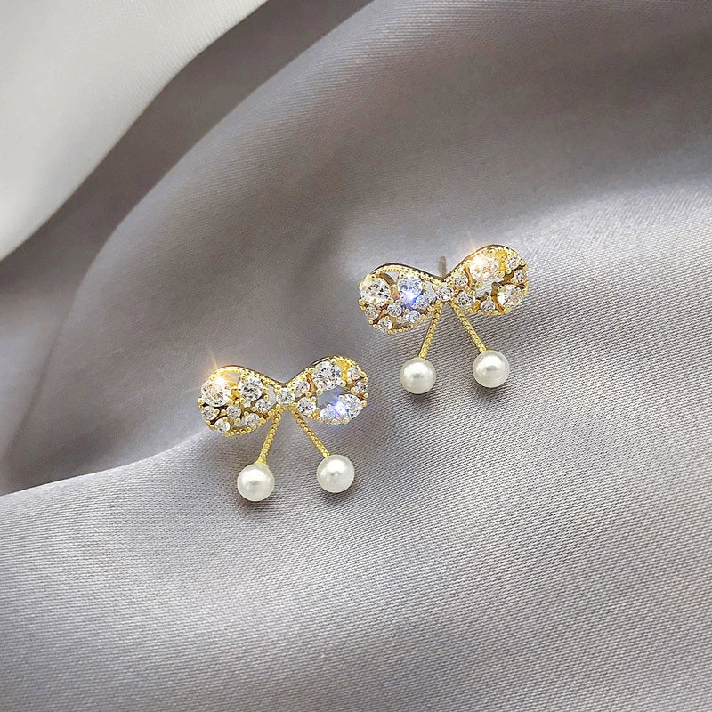 S925 Silver Rhinestone Bow Ear Studs for Women with Geometric Patterns Elegant and Sweet