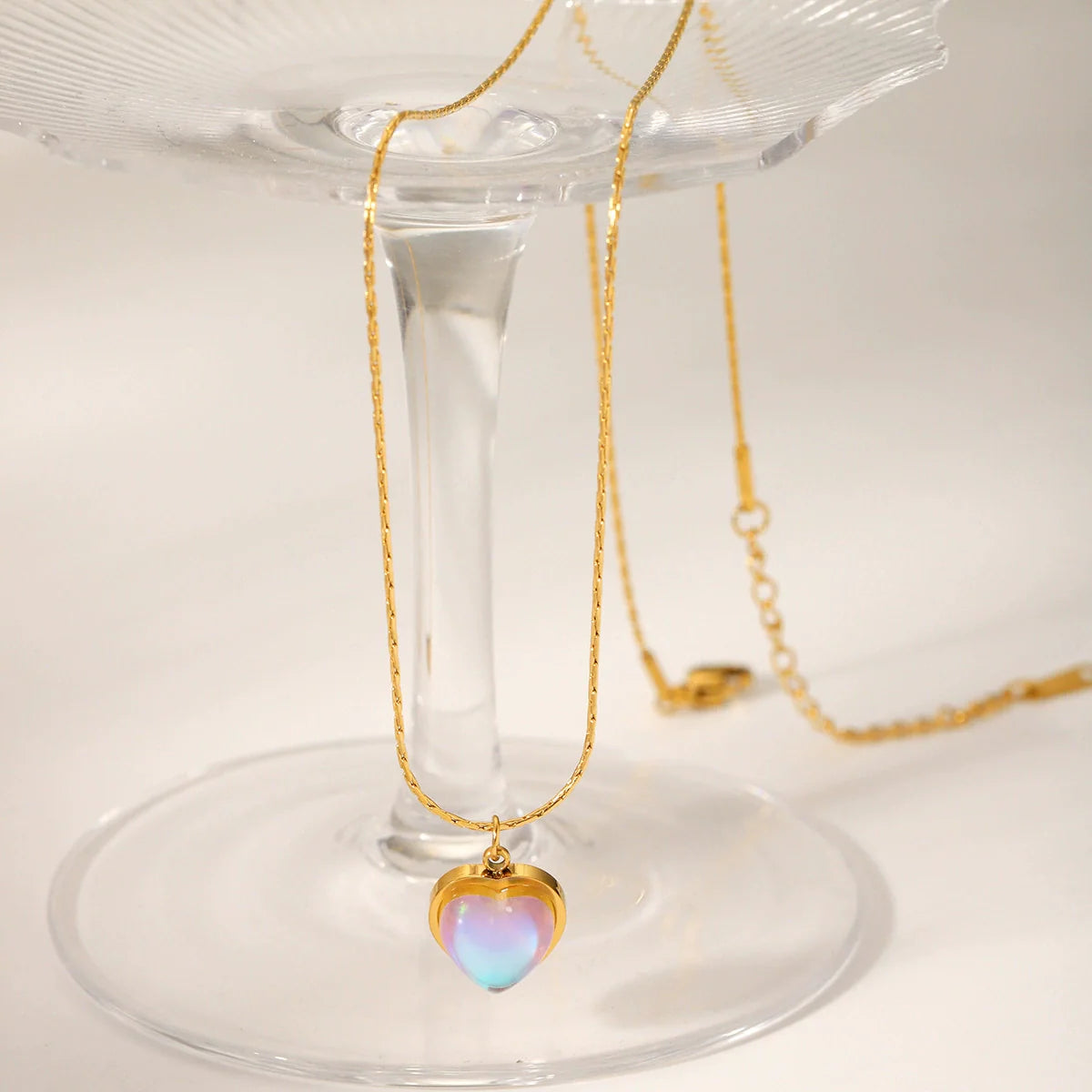 Stainless Steel Mixed Gem Inlaid Heart and Geometric Love Pendant Women'S Necklace with Regular Chain and Electroplating Treatment