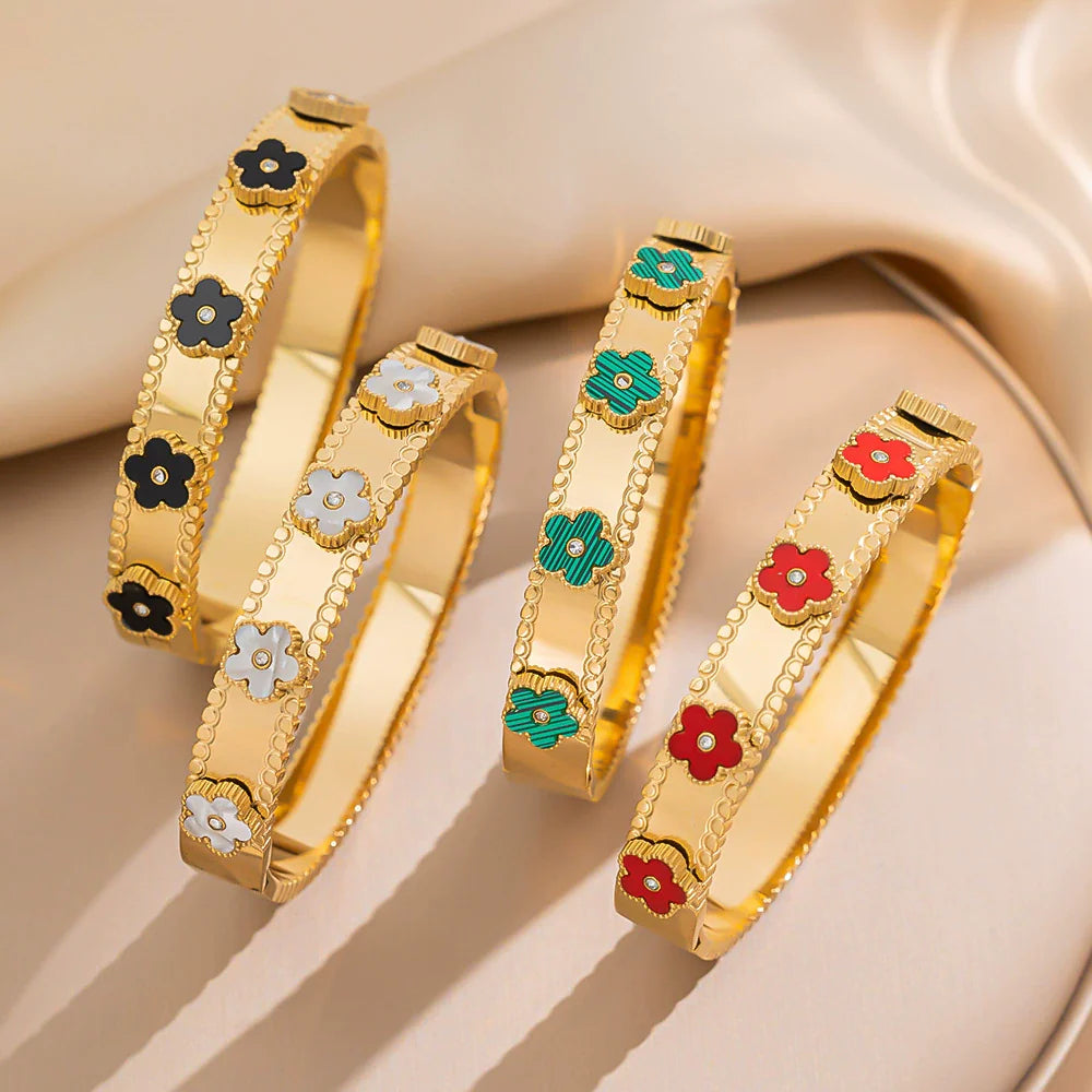 L’Étoile Luxe Clover Bracelet