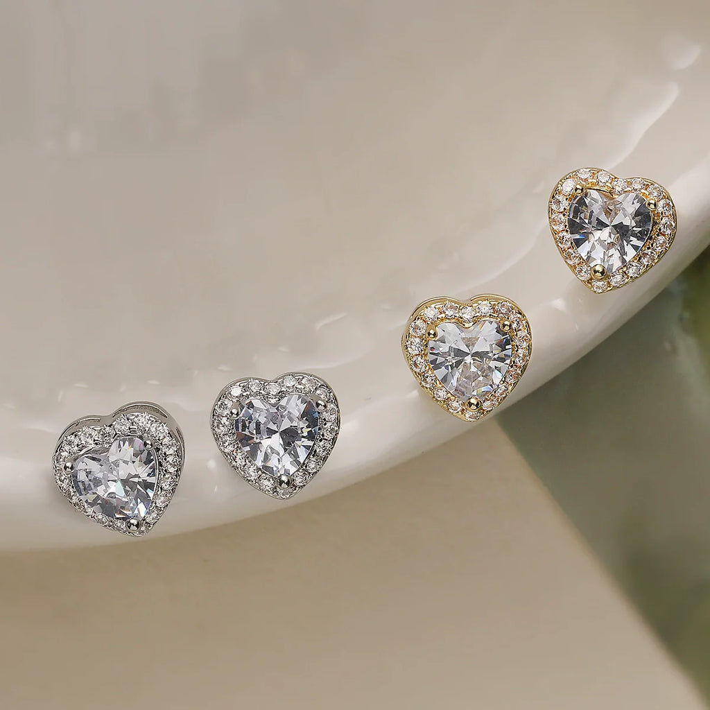 La Étoile Heart Sparkle Studs