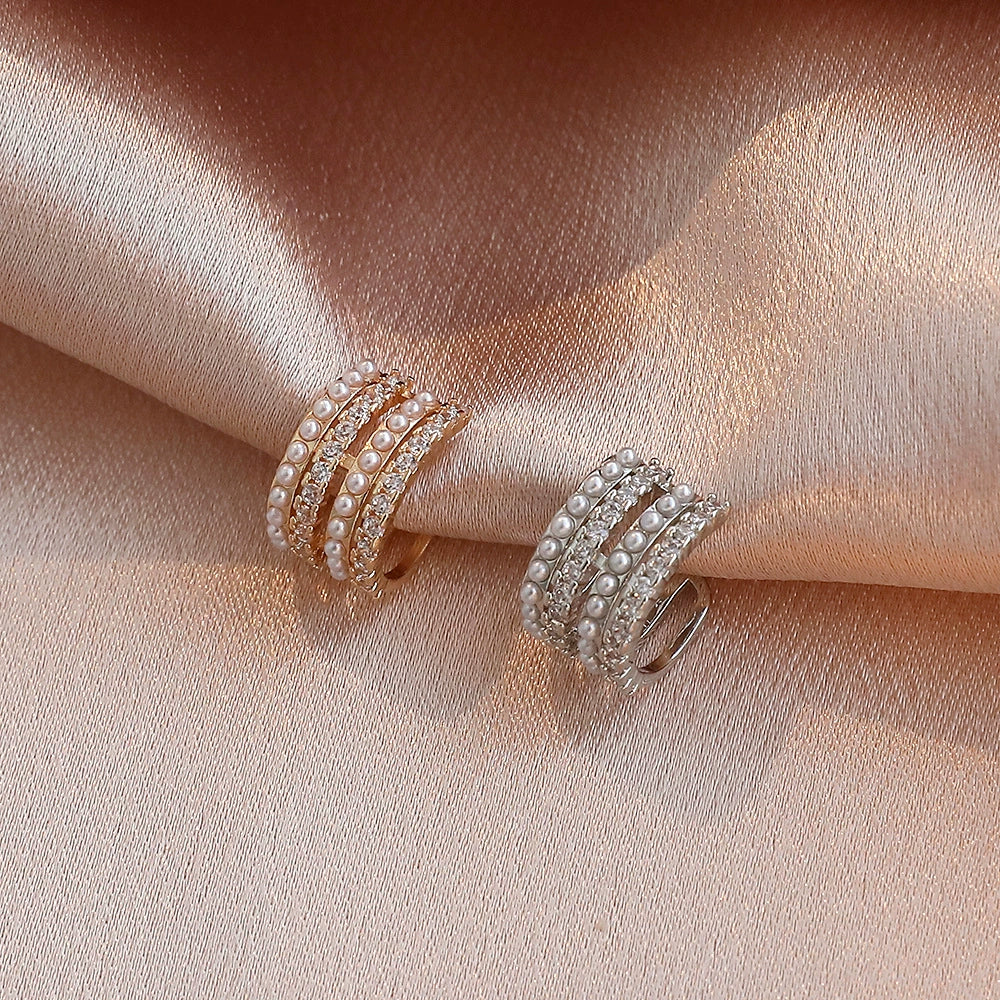 Wholesale Copper Pearls Multilayer Ear Clip Single Earrings for Women with Geometric Design and Pearl Setting