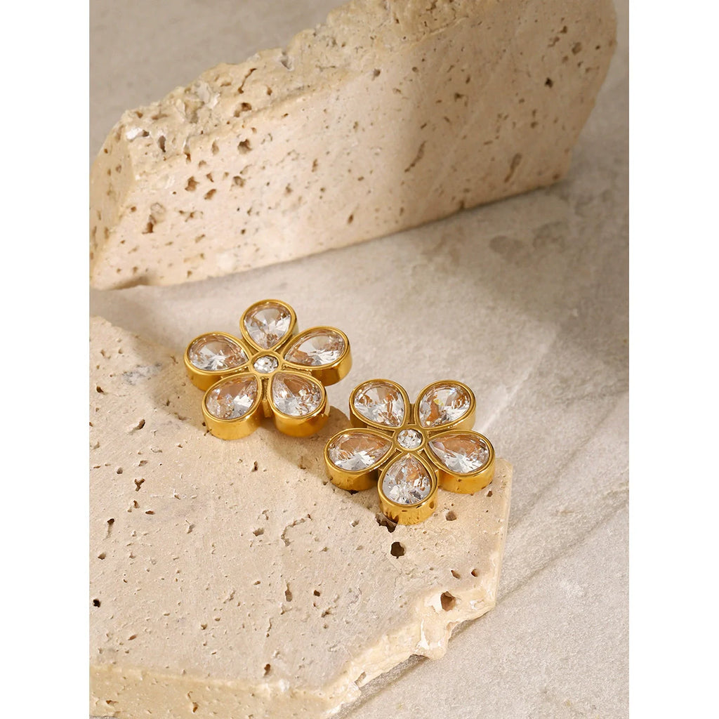 Wholesale French Retro Style Stainless Steel Flowershaped Zircon Earrings with Electroplating for Women