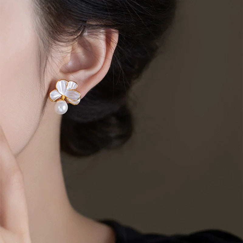Wholesale Light Luxury Exquisite Versatile Earrings with Imitation Pearls Oil Drop Flower Design