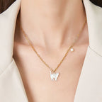 Wholesale Women'S Childhood Style Animals Zodiac Shell and Freshwater Pearl Necklace with Titanium Steel Plated 18K Golden Regular Chain and Polishing Treatment