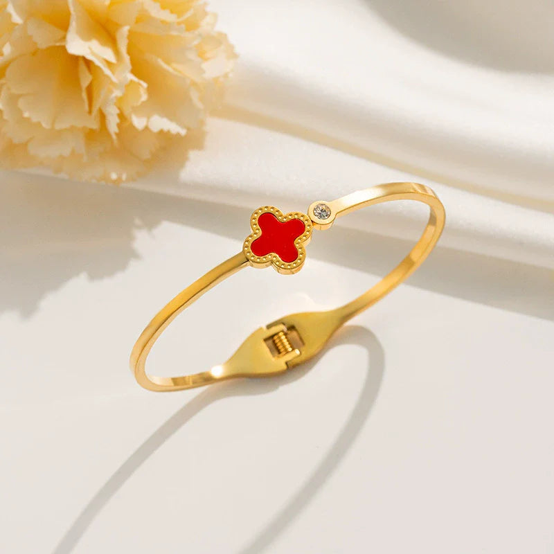 Wholesale Women'S Simple Titanium Steel Shell Acrylic Bracelet with Fourleaf Clover Pattern Inlaid with 18K Rose Gold