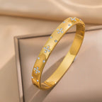 Women'S Stainless Steel Titanium Steel Bracelet with Fourleaf Flower and Gipsophila Pattern Vacuum Furnace Electroplated Highlevel Sense Nonfading